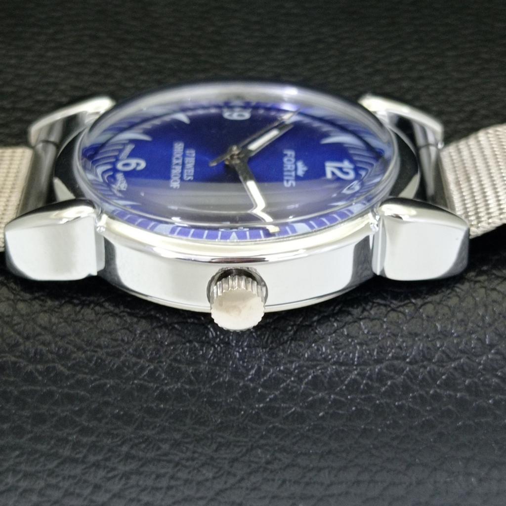 REFURBISHED VINTAGE HAND-WINDING SWISS MENS BLUE COLOR DIAL WATCH a700802-5 R205a-a700802
