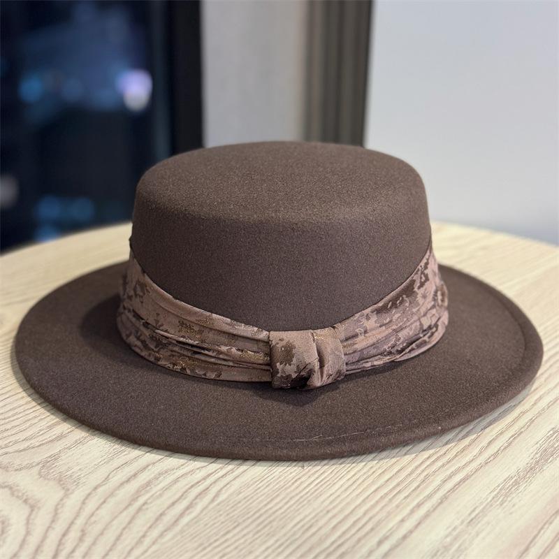 Hepburn Style French Retro Flat Top Hat Women's Autumn and Winter British Versatile Woolen Flat Top Hat Trendy Temperament Bucket Hat