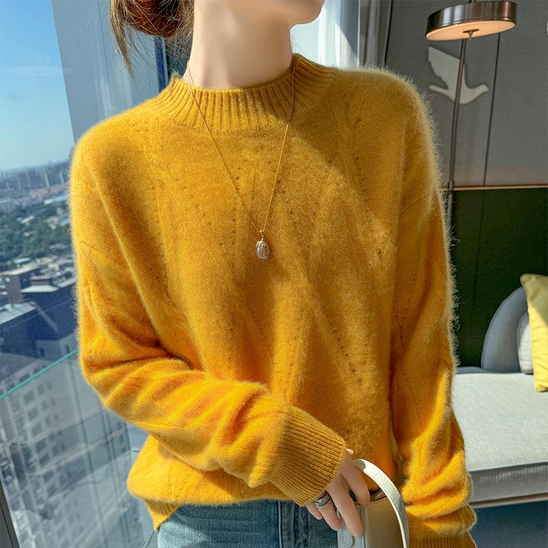 Women's Heavyweight Wool Diamond-Knit Sweater, Half-High Neck, Loose Fit.