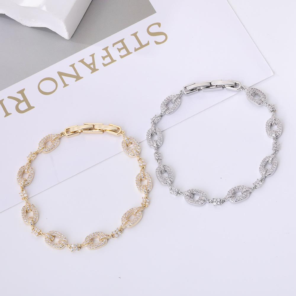 

Luxury Crystal Zircon Bracelet: Elegant, Non-Fading, Niche Design for Women