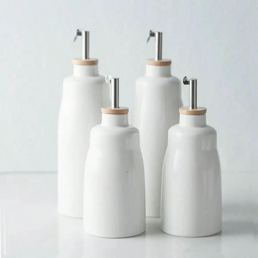 Ceramic Oil Bottle Kitchenware Oil Pot Soy Sauce Vinegar Bottle Condiment Jar Commercial Creative Light-Blocking Decanter