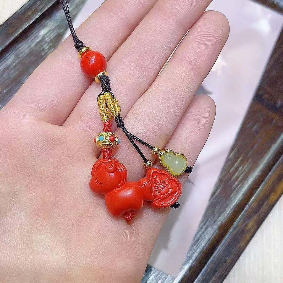 Cinnabar Red Sand Horse Keychain & Phone Strap Zodiac Amulet for Men and Women киноварь/красный