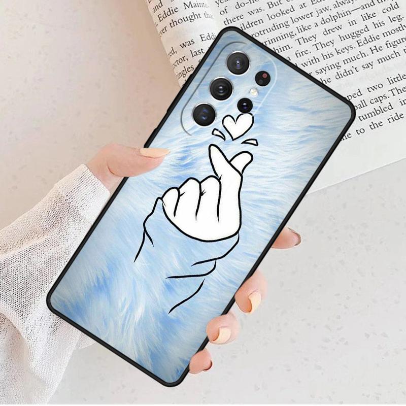 Kpop Finger Heart Phone Case For Samsung Galaxy S25 S23 S30 S8 S21 S20 FE S24 S22 Note 10 20 Plus lite Ultra