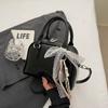 High-end niche bag women's new spring and summer fashion versatile messenger bag casual portable pillow bag
