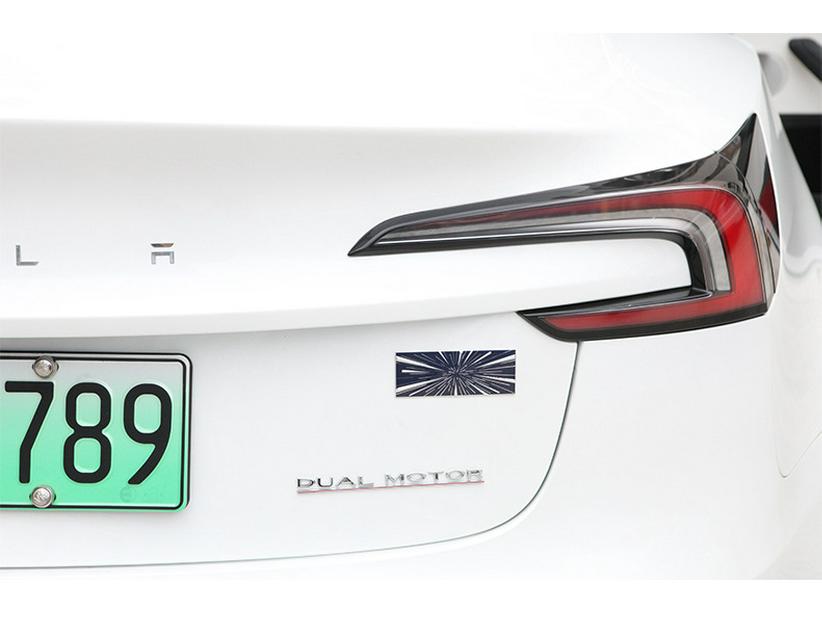 Tesla Model 3/Y/S/X Aluminiumlegierung Zeittunnel Hecketikett Dekorationsaufkleber