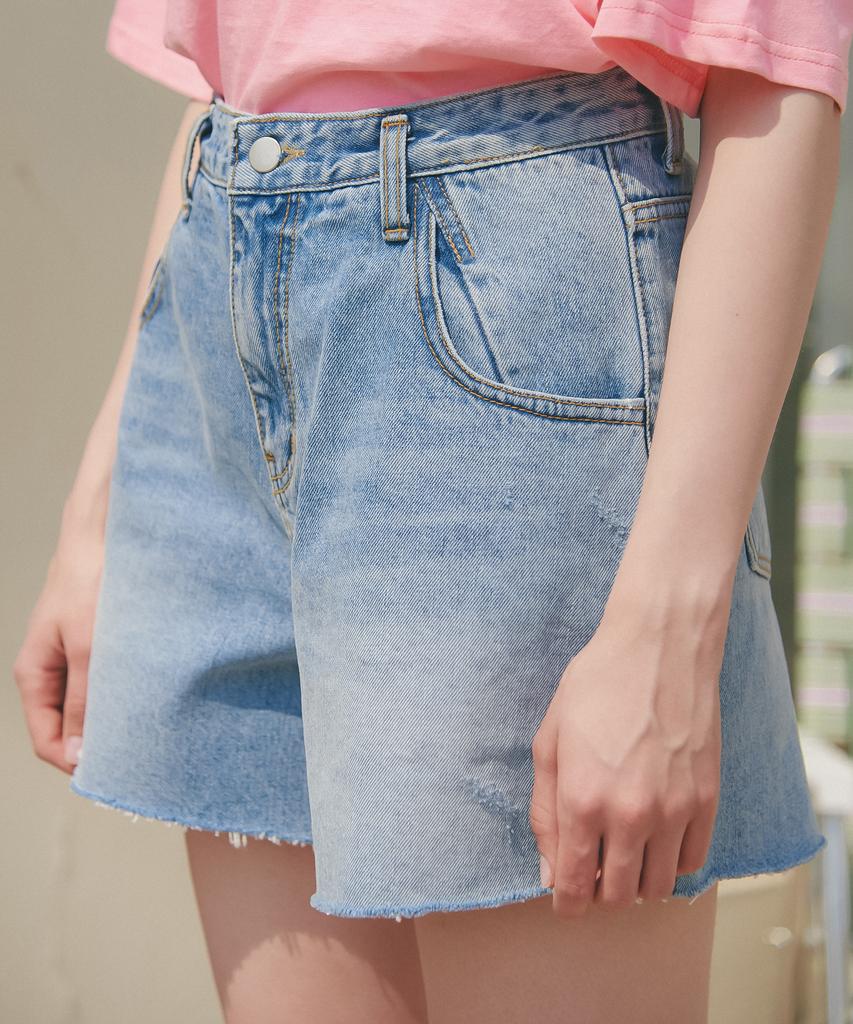 UNKNOWN PLANET Up-256 Loose Fit Daily Shorts Light Blue