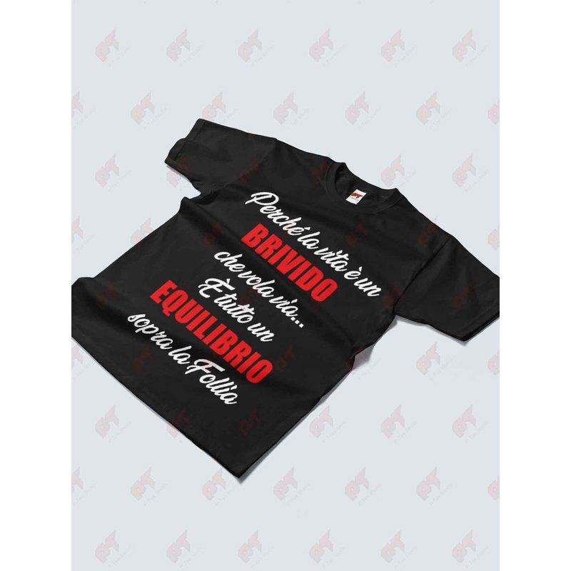 Vasco Rossi Weil das Leben ein Nervenkitzel ist, der davonfliegt T-Shirt | Lässiger Rundhalsausschnitt, Leichter Stretchstoff, Normale Passform, Printmuster, Perfekt für Männer,