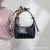 Korean Version Bow Underarm Small Bag 2025 New Fashion Light Luxury Commuter Shoulder Bag Silver Popular Dinner Bag