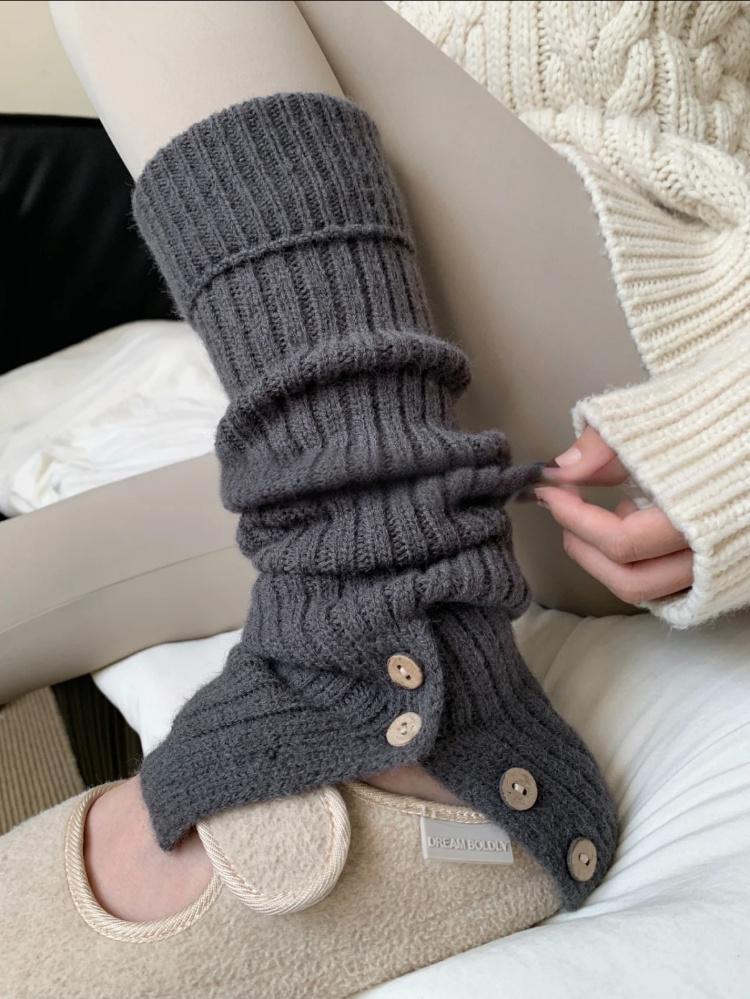 Autumn And Winter Solid Color Snow Boots Button Socks Retro American Stacking Leg Cover Knitted Opening Jk Splicing Medium Tube Socks