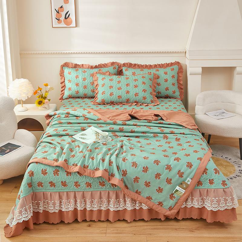 Cartoon Peach Comforter Queen Size, Love Heart Pink Peach Print Quilt Ultra Soft, Ultra Comforter 1 Piece Bedding For Room Decor