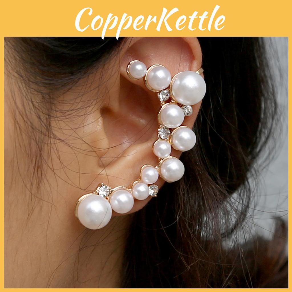 Simulation Stylish Pearl Earring With Sparkling Rhinestones For Casual Wear