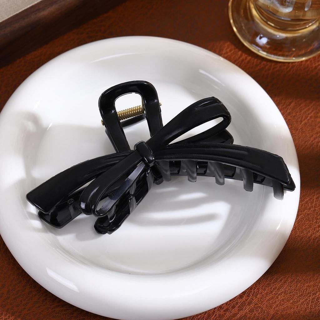 2025 Neue Silikon-Haarklammer Hai für Frauen - High-End-Stil, Koreanisch inspiriert, Design mit großem Volumen.