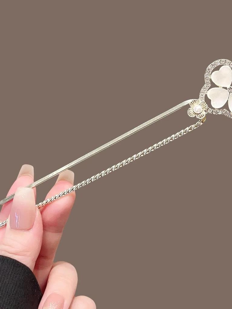 1pc Fashion Niche Four Leaf Clover Hairpin Rhinestones Surrounding The Cat Eye Embellished Modern Style Versatile Headwear