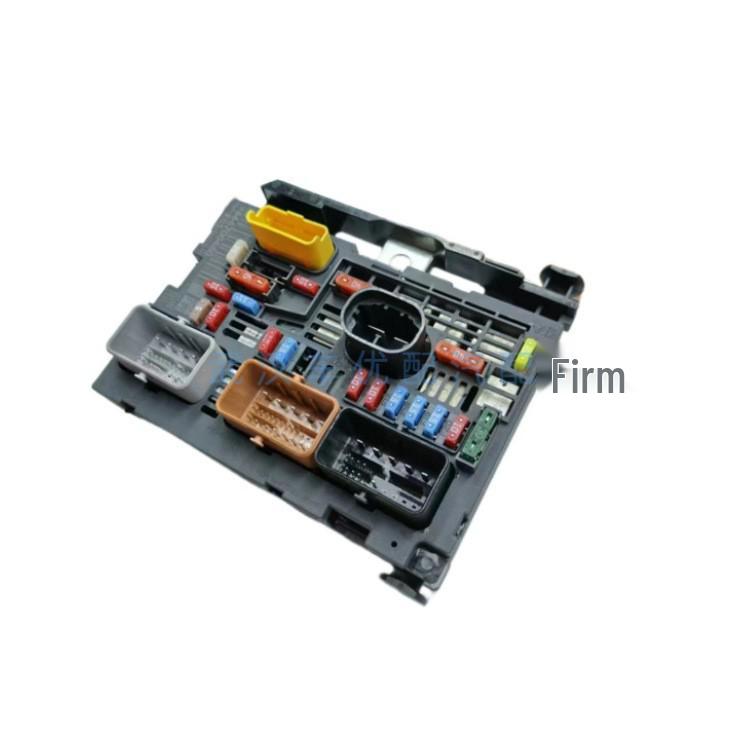 Peugeot/Citroen BSM Control Module for C4, 308CC, 207: Models R04, R05, R20 (9807028780)