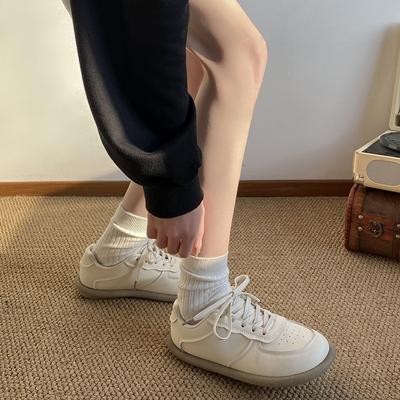 Simple Casual and Versatile High-end Retro Little White Shoes Women's 2025 New Spring Lightweight Student Popular Sports Shoes