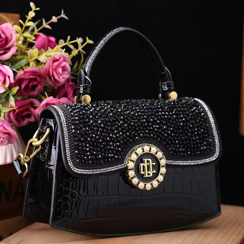 

Handbag Bag Snake Pattern Atmosphere Middle-Aged Women S Bag Light Luxury Counter