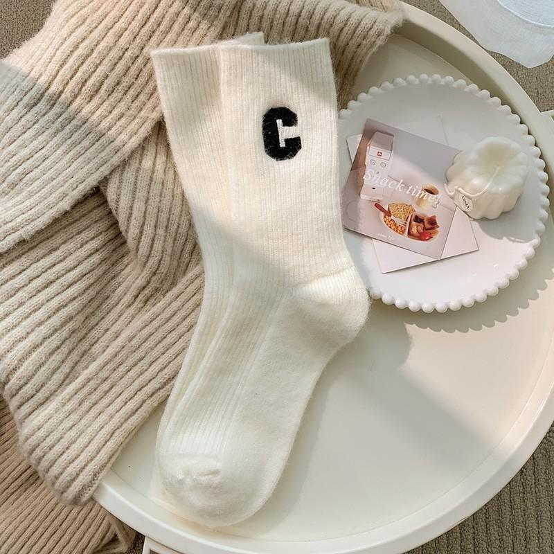 Woolen Socks for Women In Autumn and Winter, Long Thigh-high Socks with Fleece and Thickening for Warmth, Pile Socks, Loose C-shaped Mid-calf Socks