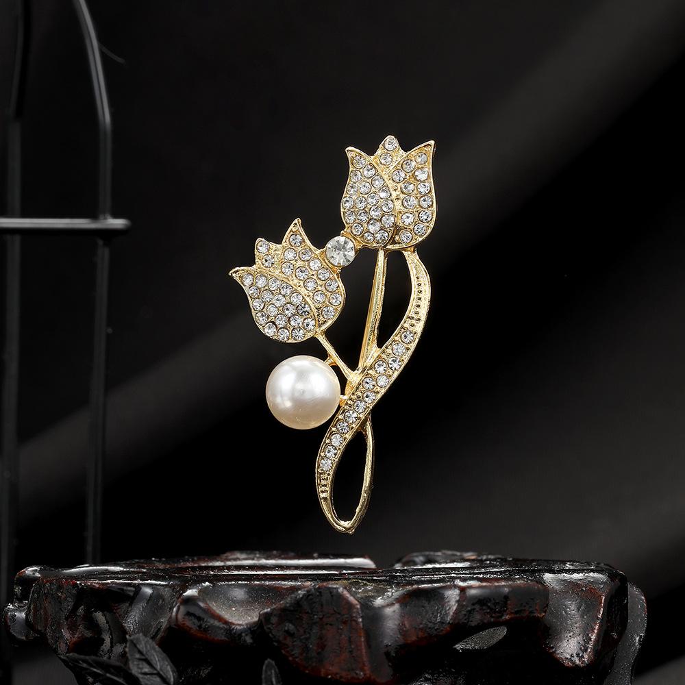 Diamond Temperament Tulip Pearl Brooch, Light Luxury High-End Coat Corsage Suit Pin Women