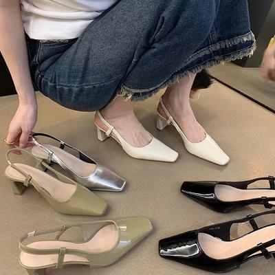 Französische silberne Temperament-Tasche Kopf Sandalen Feenschuhe 2024 neuer Sommer schwarz eckiger Kopf hohe Absätze einzelne Schuhe