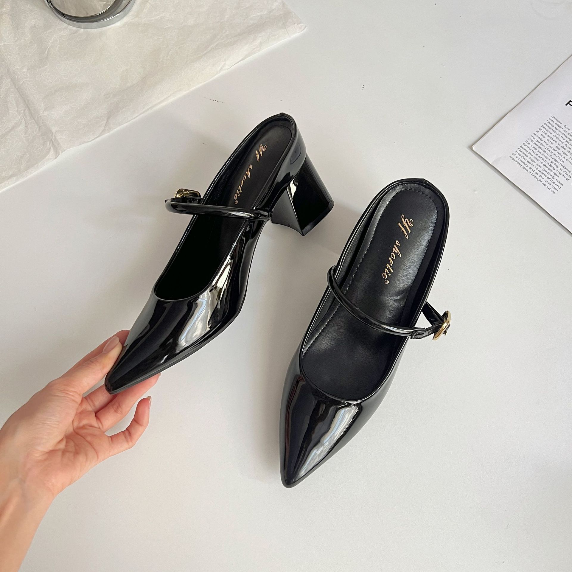 

Height increase 8cm metal word with thick heel bag head slippers women s 2025 spring new French patent leather Mary Jane sandals 40 чёрный