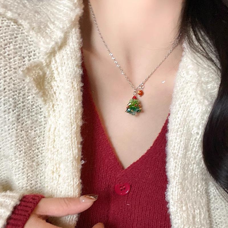 2024 Women's Christmas Tree Pendant Necklace - Festive Clavicle Sweater Chain