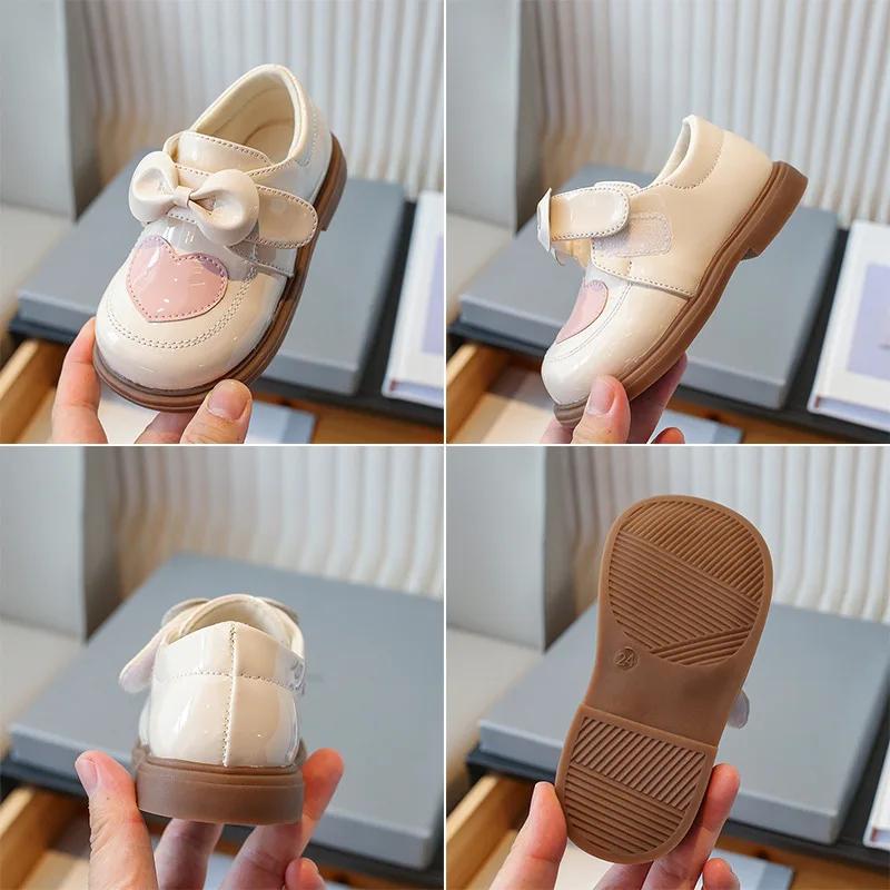 Baby Girl's Princess Shoes Soft Leather Bowknot Cute Children Autumn Shoes Toddler Light Comfy Heart Kids Flat Shoes