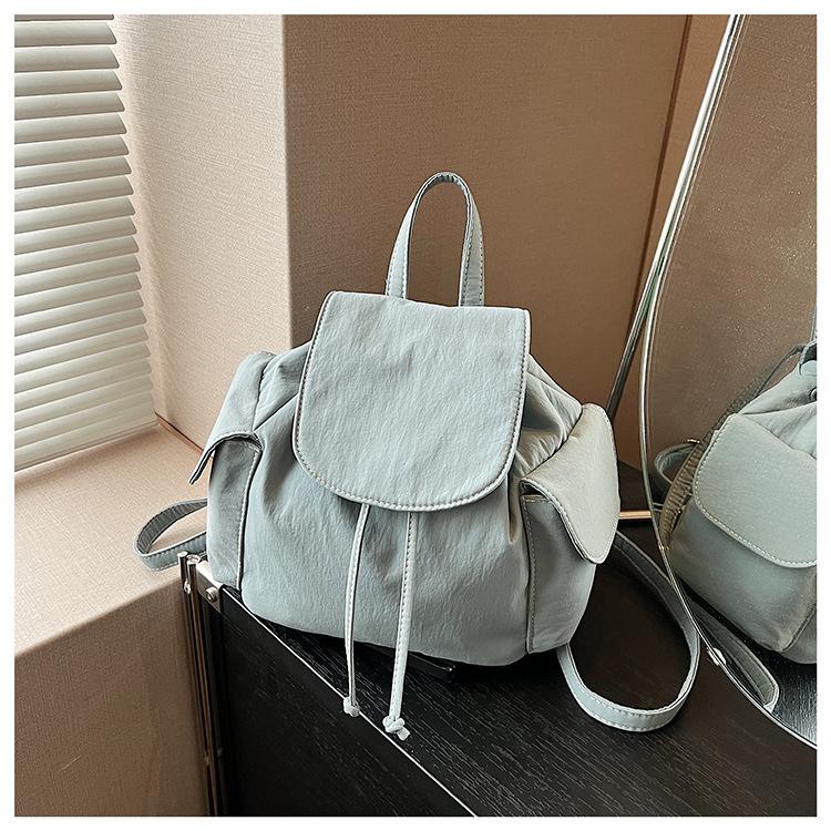 Canvas Backpack Women's Fashion Niche Student Schoolbag Bucket Bag High Value Leisure Travel Backpack