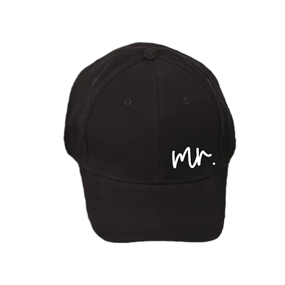 

Mr. and Mrs. Cursive Dad Hats Newlywed Couple Wedding Honeymoon Baseball Caps Bridal Shower Bachelorette Beach Pool Party Hat 1pcs20x19x12cm