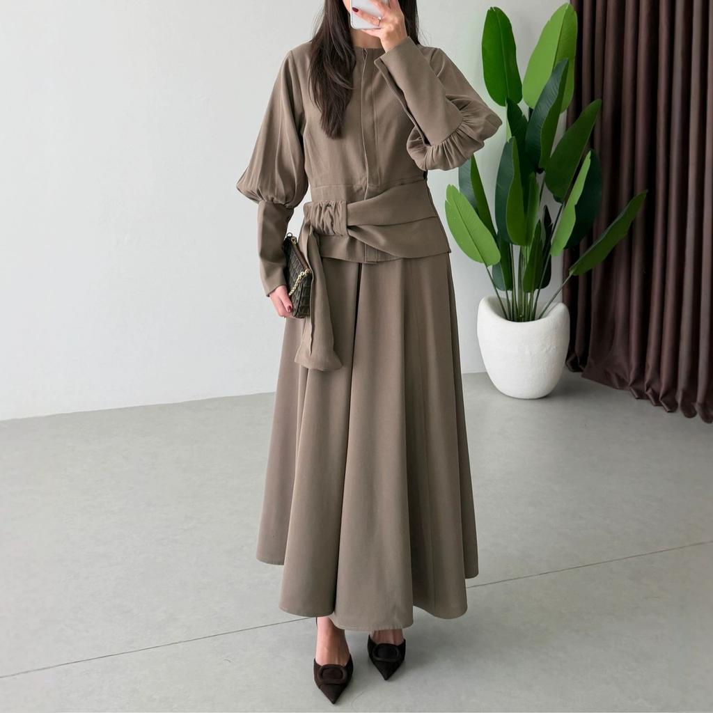 European and American Women's Clothing New High-end Design Round Neck Long-sleeved Lace-up Waist Cardigan Long Skirt Set