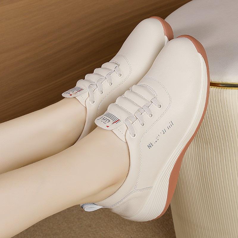 Single shoes spring new soft sole light non-slip sports travel lazy shoes