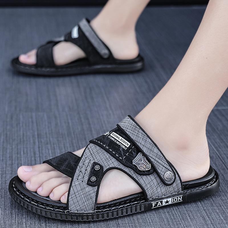 Fashion Leisure Beach Holiday Slippers Men Sandals Summer Male Shoes 2025 New Outdoor Sneakers Male Retro Comfortable Casual Sandal Mens