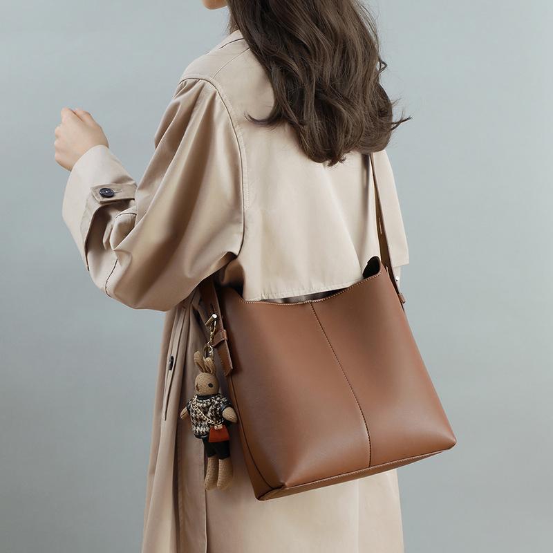 Neue Tasche Herbst- und Winterstil Damentasche Achseltasche Echtes Leder Bucket Bag Damen Vielseitige Pendeltasche Große Kapazität Umhängetasche