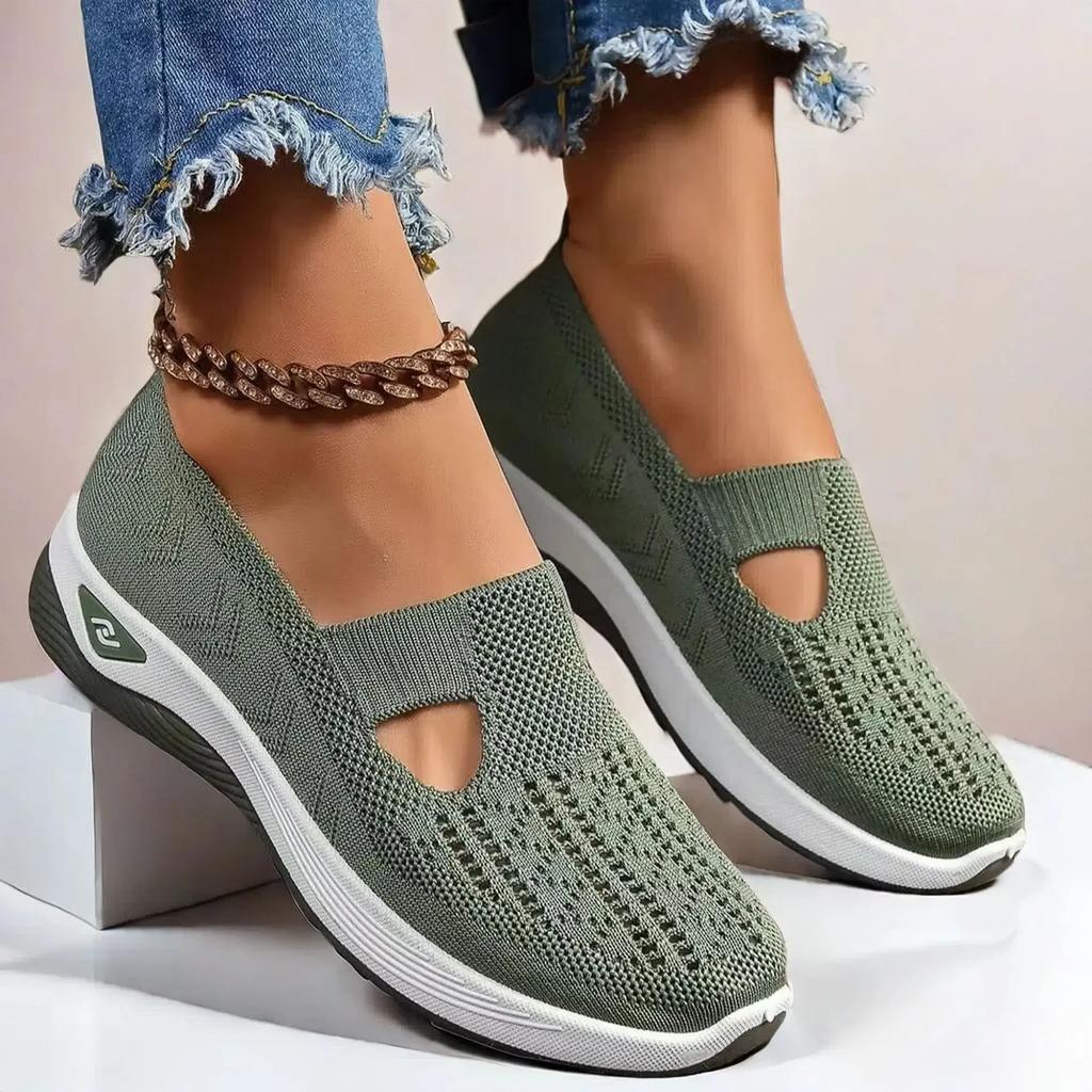 Fashion Soft Sole Knitted Sneakers for Women Breathable Comfort Casual Sports Shoes Woman Lightweight Hollow Out Mesh Flats Summer Shoes
