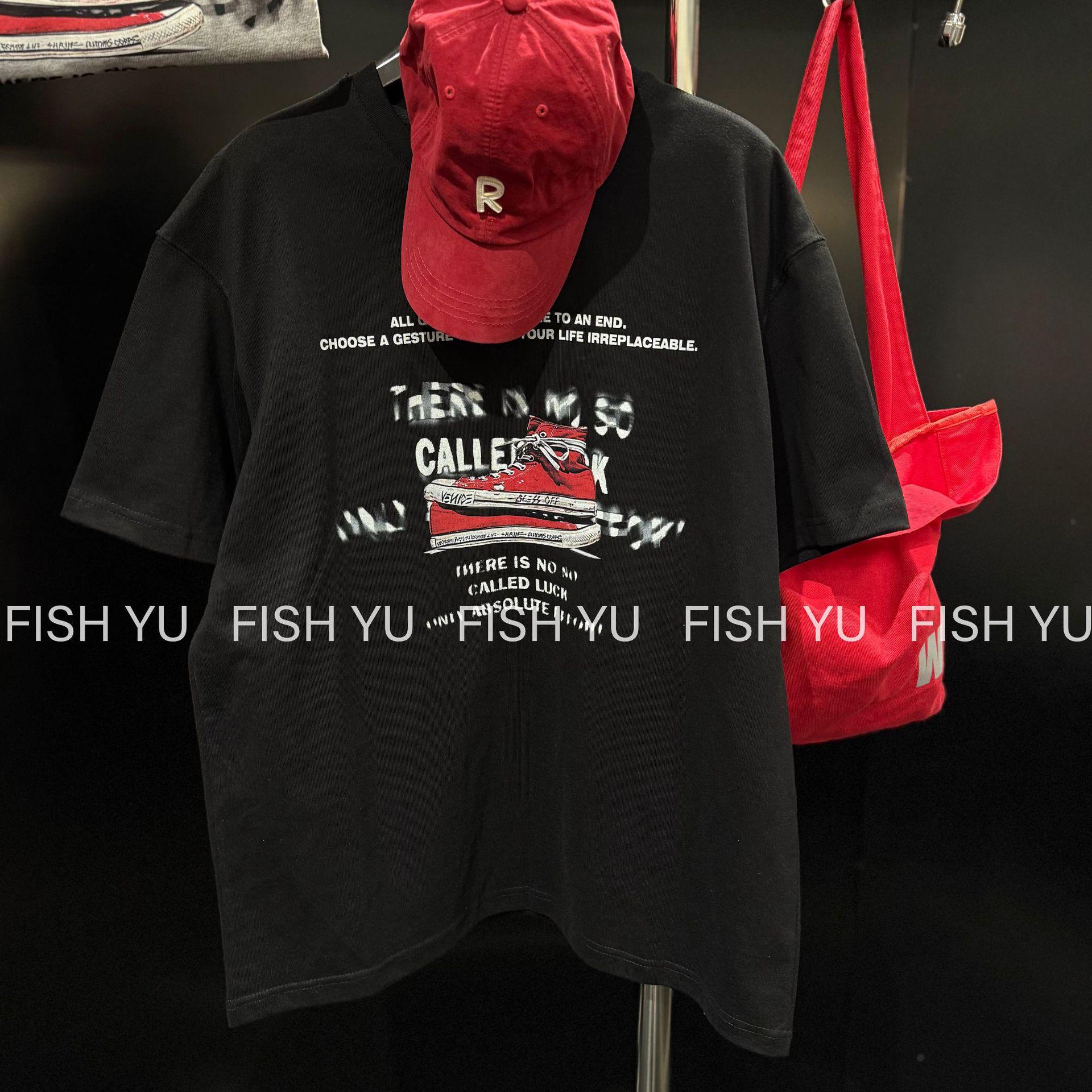 

FISHYU Shisanhang Retro High-Top Canvas Shoes & Letter Print Short-Sleeve Women s T-Shirt (Early Autumn) One Size