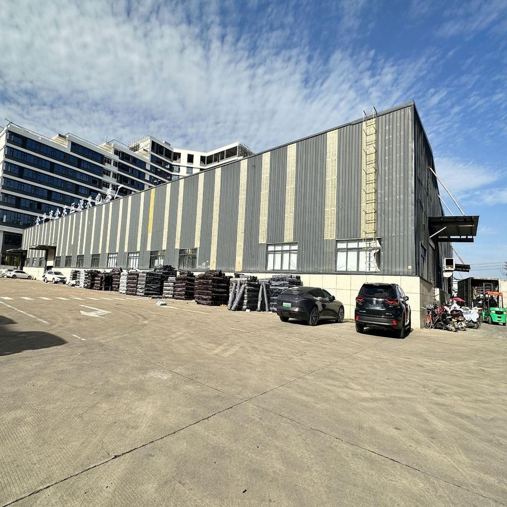 Eco-Friendly White & Black Express Packaging Bag for Clothes - In Stock