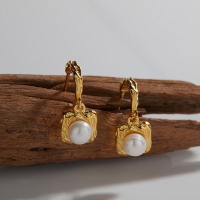 S925 Sterling Silver Inlaid Natural Pearl Earrings Women'S Retro Simple Stud Earrings Premium Feeling Earrings