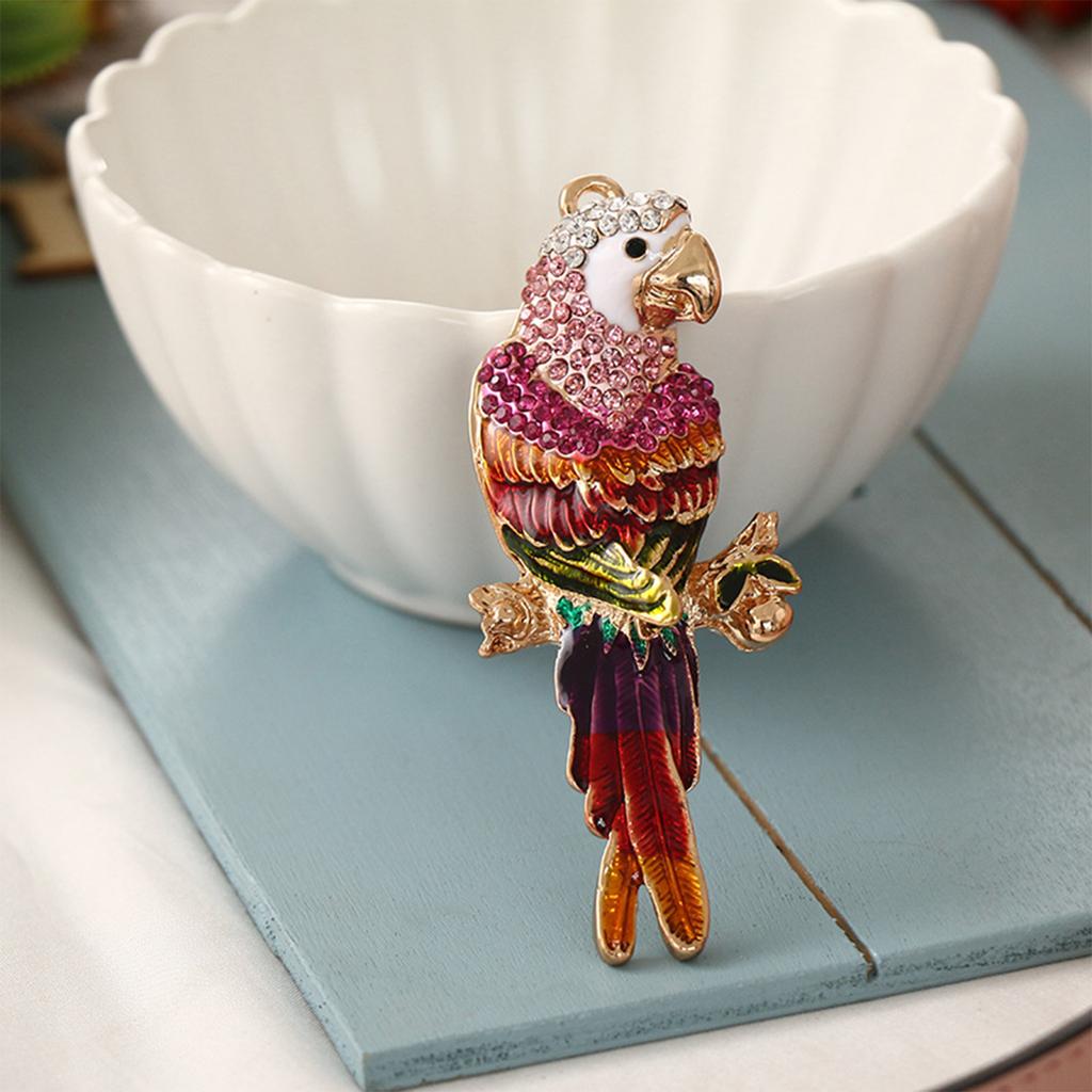 Colorful Parrot-shaped Car Crafts Keychain Alloy Metal High-end Handbag Pendants Decorated Tourist Souvenirs As Gifts