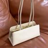[ Autumn New] Light Luxury Retro Textured Shoulder Handbag Niche Saddle Bag Underarm Baguette Bag
