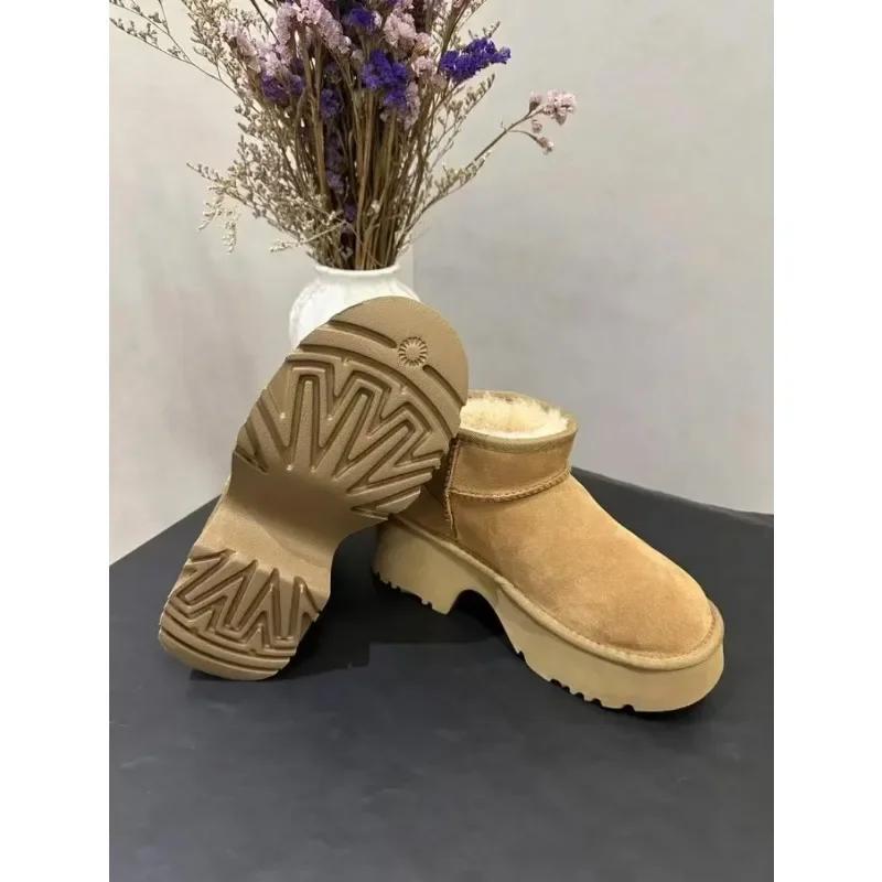 Fashion High heeled wool boots, the latest winter 2025 sheepskin wool integrated women's boots, mermaid style, platform high heels