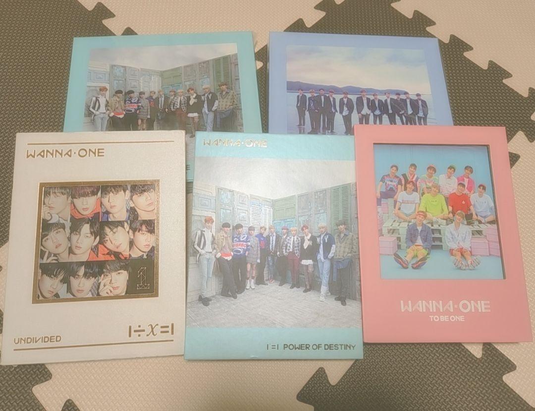 

[USED] Wanna One Set