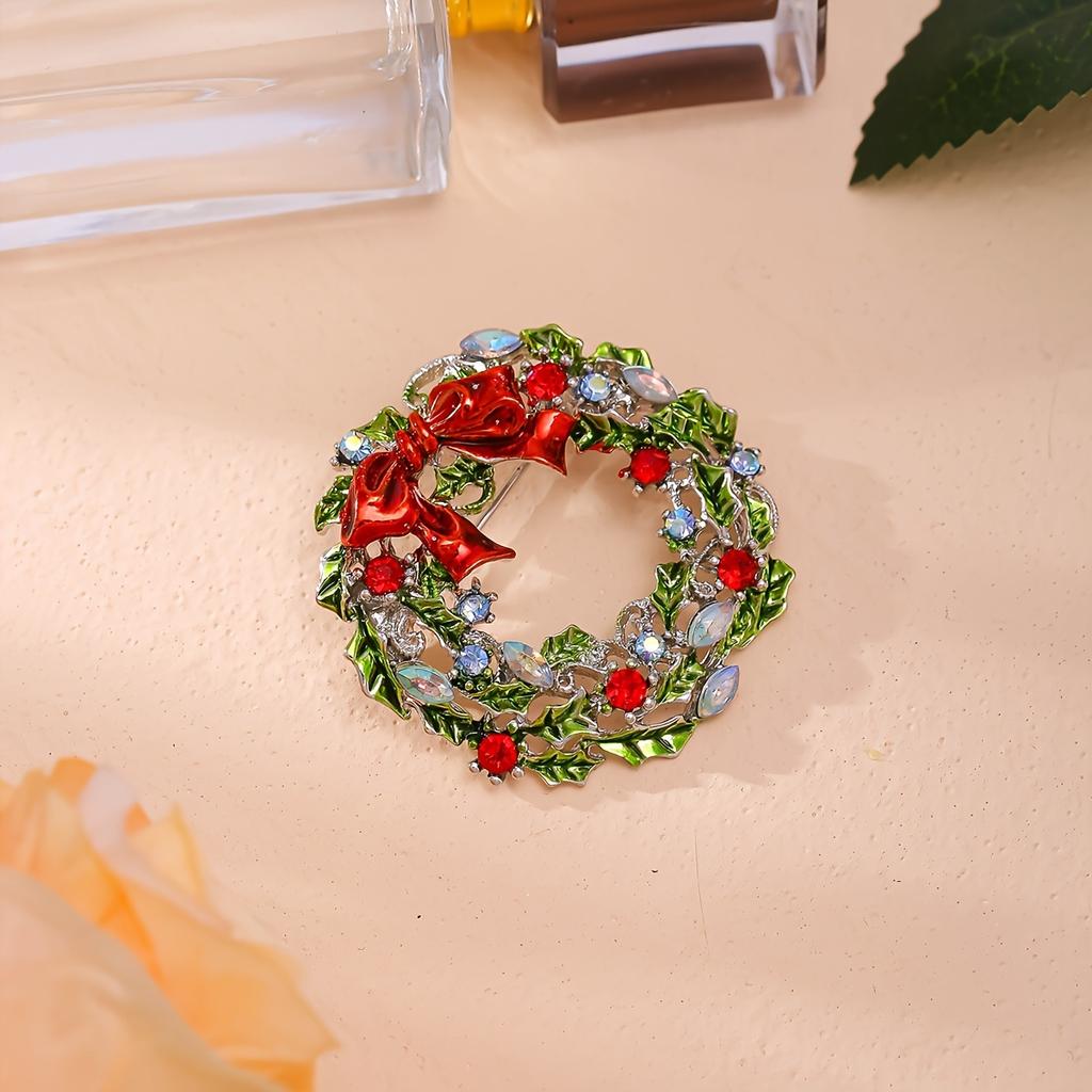 Gyn&Joy Christmas Wreath Gift Brooch Women's Corsage Pin Is Suitable For Festive Wear