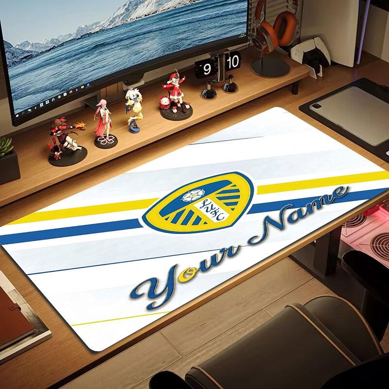 Leeds United Benutzerdefinierter Name Große Größe Mauspads Große Gaming-Tischunterlage Rutschfest für Laptop Tablet Großes Mauspads XXL Matte Mini-PC-Spielmatte Mit Verriegeltem Rand