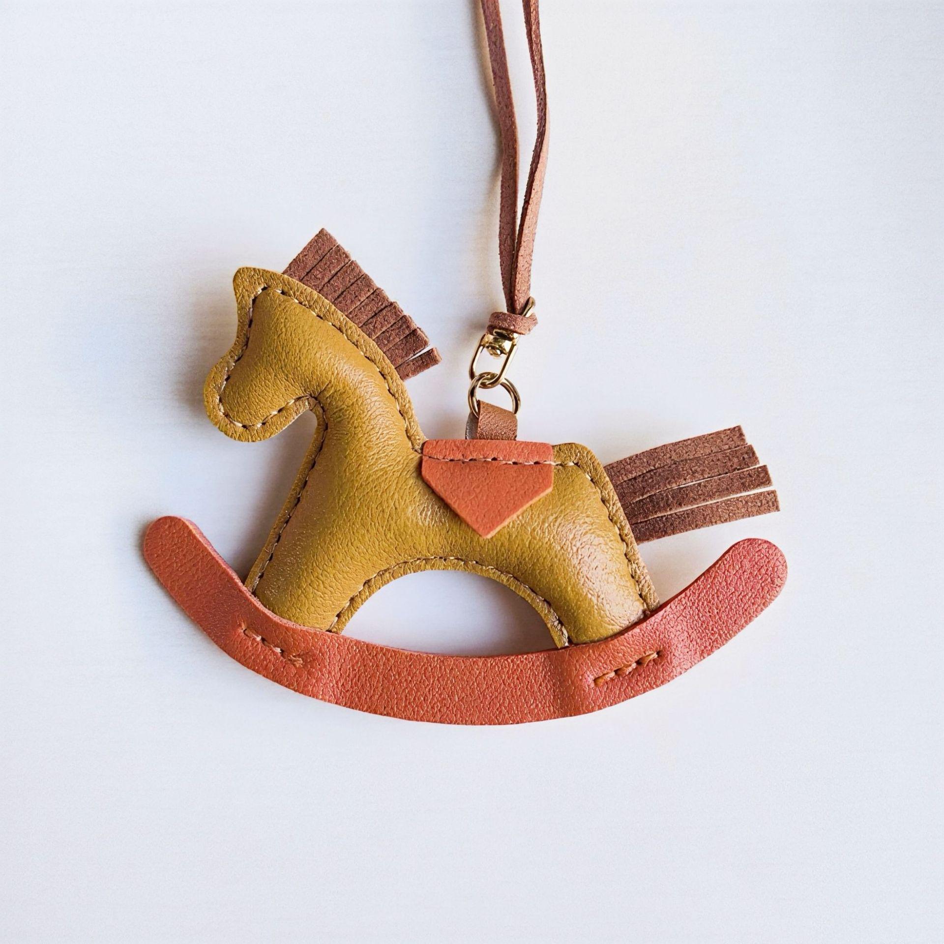 Adorable Leather Horse Carriage Rearview Mirror Ornament