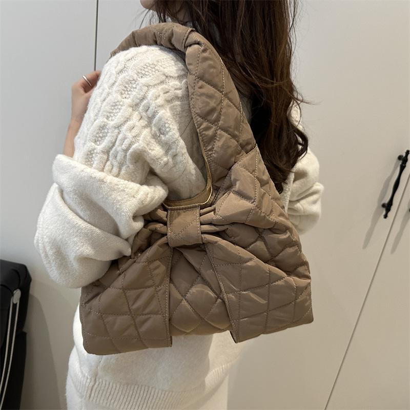 Simple Quilted Design Women's Shoulder Bags Bow Solid Color Ladies Underarm Vest Bag Large Capacity Female Casual Tote Handbags