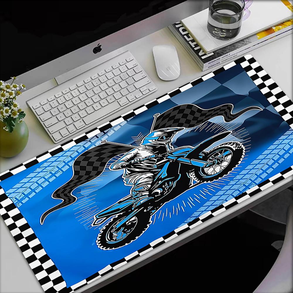 Tappetino per Mouse a Tema Moto da Fuoristrada, Base in Gomma Antiscivolo, Multifunzionale per Ufficio e Casa, Perfetto per la Personalizzazione dello Spazio di Lavoro.