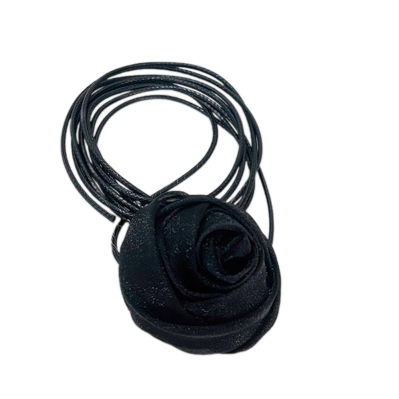 

3D Rose Pendant Necklace Versatile Floral Clavicle Chain Fashionable Simulated Flower Choker Rose Shape Accessory 1 чорний
