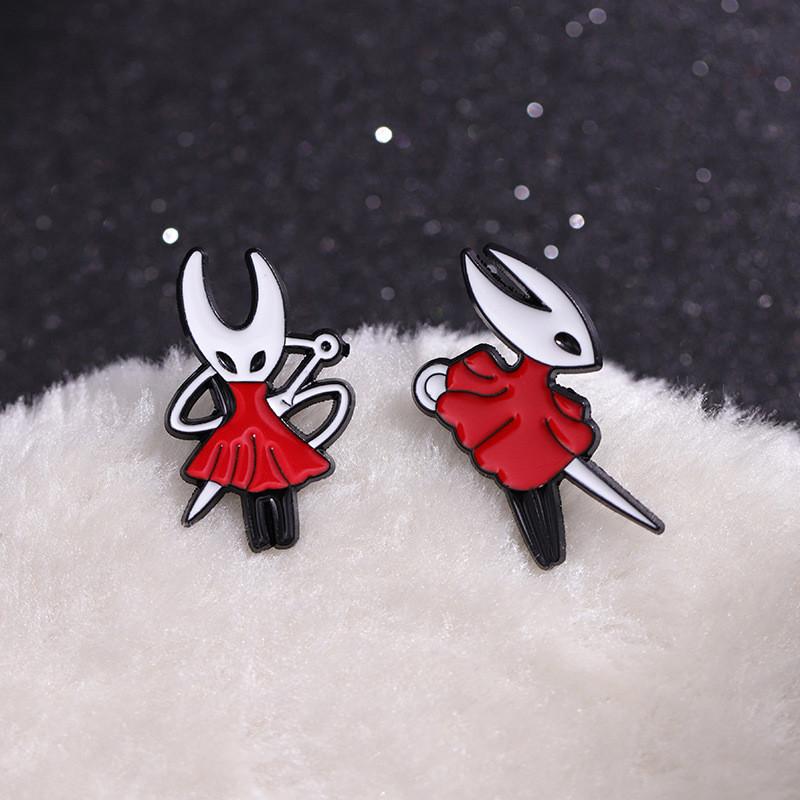 Cartoon Trendy Game Inspired Brooch Artistic Animal Pin For Fashion Enthusiasts