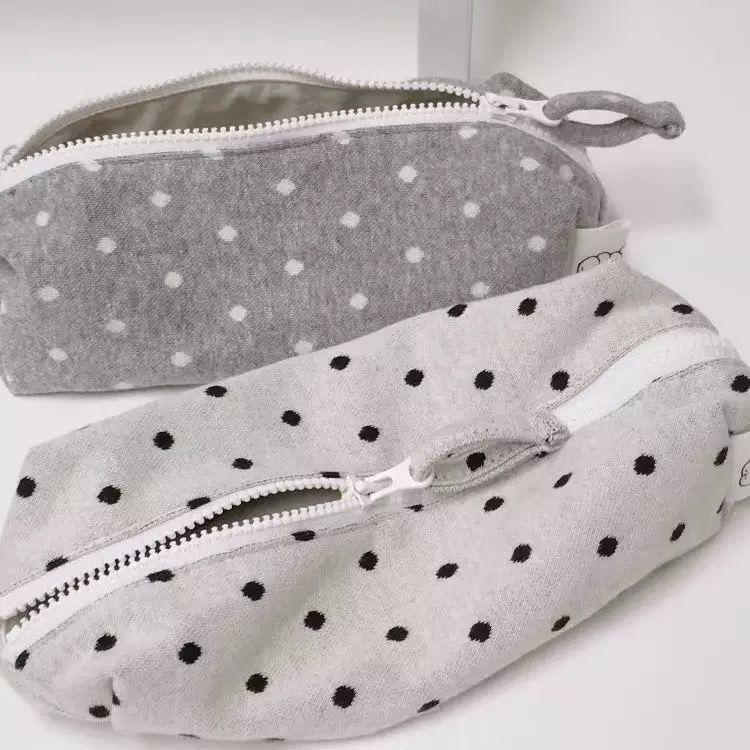 Portable Fabric Pencil Bag for Students Korean Style Dot Pencil Case Large Capacity Fashion Stationery