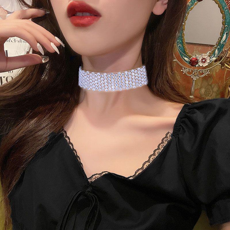 Elegant Multi-Rhinestone Flower Choker Necklace