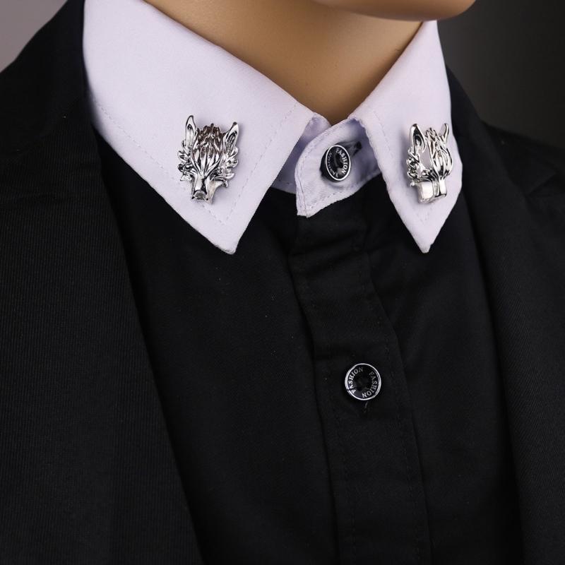 1 Pair Fashion Retro Men Brooches Wolf Animal Brooch Pins for Men And Women Wolf Brooch Shirt Collar Pin Brooch
